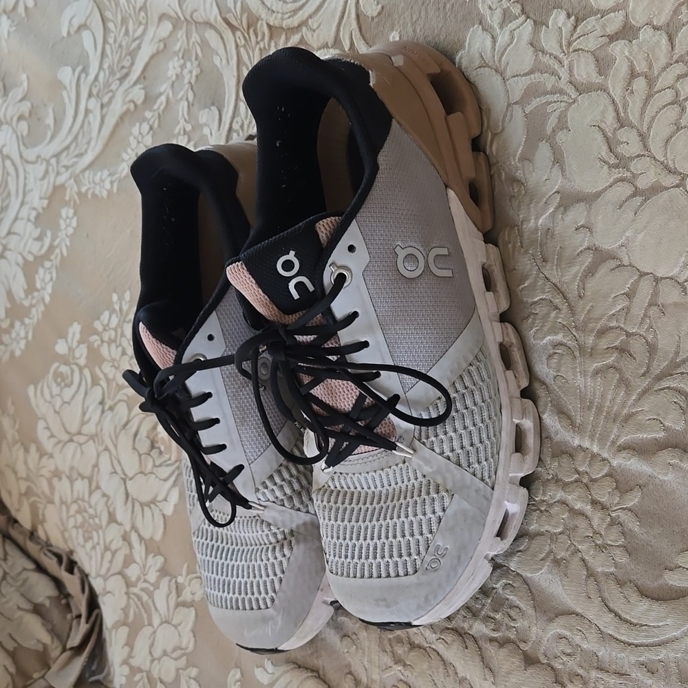 On Cloud sneakers